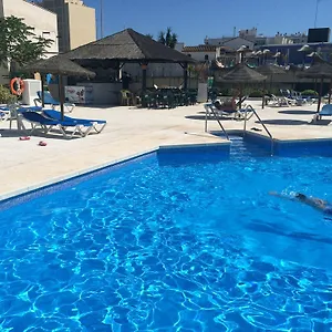 https://apartamentos-la-nogalera-torremolinos.1costadelsol.com