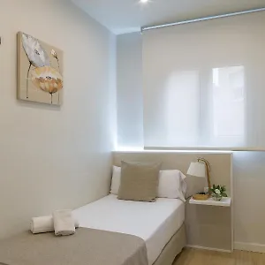 https://apartamentos-madanis.catalonia-hotels.com