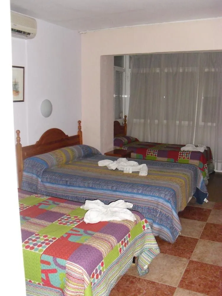 Virgen Del Rocio II Guest House Torremolinos 2*,  Spain